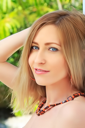Blue-eyed blond-haired seductress posing in a luxurious mansion Videos