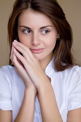Brunette with a scared look in her eyes shows that wonderful body Videos